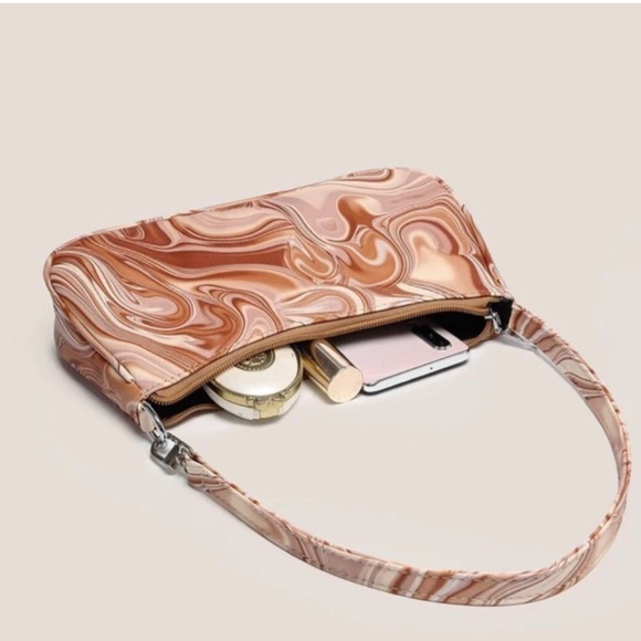 Marble design Baguette bag - Picture 2 of 3